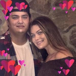 Meet your Posher, Hayley